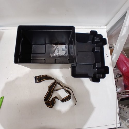 ATTWOOD CORPORATION HEAVY DUTY ACID-RESISTANT NON-VENTED MARINE BATTERY BOX - BLACK (MODEL: ‎9069-1) image 3
