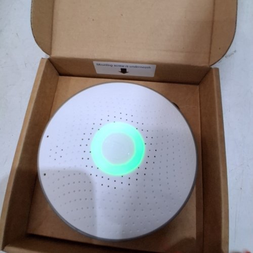 AIRTHINGS WAVE PLUS SMART INDOOR AIR QUALITY AND RADON DETECTION BLUETOOTH CONNECTIVITY BATTERY OPERATED - WHITE (MODEL: 2950) image 5