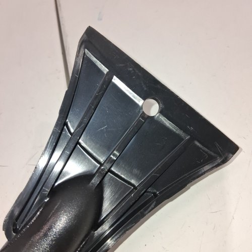 MALLORY FORCE EXTENDING SNOWBROOM AND ICE SCRAPER - 52" - BLACK/RED/SILVER (MODEL: 582-EPSVFB) image 4