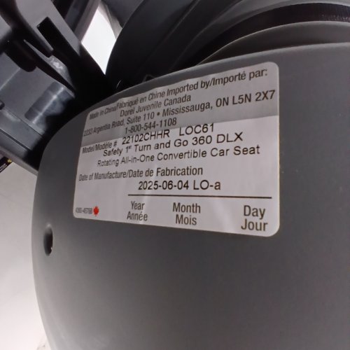 SAFETY 1ST TURN AND GO 360 DLX CONVERTIBLE CAR SEAT - BLACK (MODEL: 22102CHHR) image 2