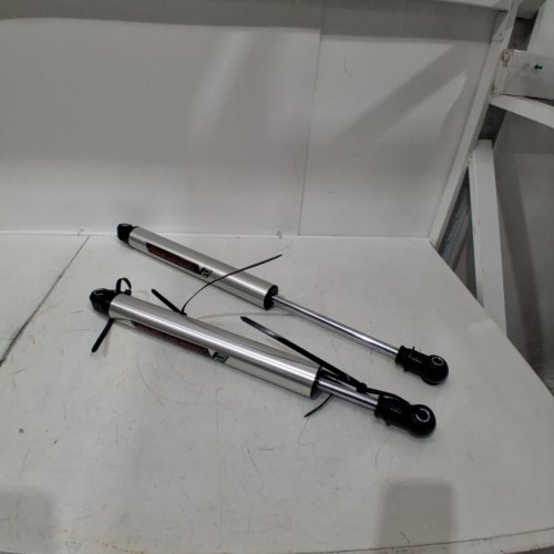 2PK ROUGH COUNTRY V2 REAR SHOCKS - 2.5"-6" / 1999 - 2006 CHEVY AND GMC 1500 (MODEL: 760739-2) image 2
