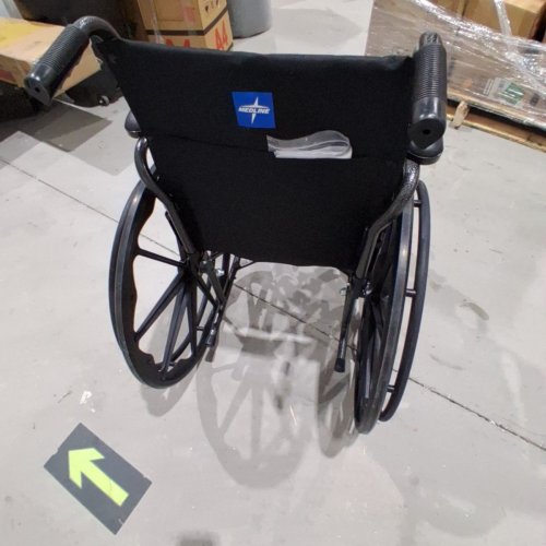 MEDLINE STRONG AND STURDY WHEELCHAIR WITH SWING AWAY LEG RESTS AND 16'' SEAT (MODEL:K1166N22S) image 4
