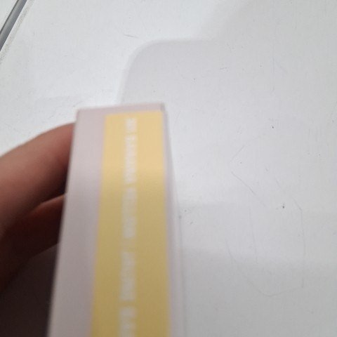 KYLIE COSMETICS NATURAL BLUR BRIGHTENING POWDER - 301 BANANA YELLOW - 5G image 3