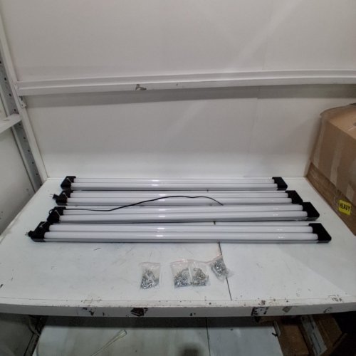 4PK BARRINA LINKABLE LED SHOP LIGHTS - 4FT 42W 4800 LM 5000 K - BLACK (MODEL: BS42A) image 3