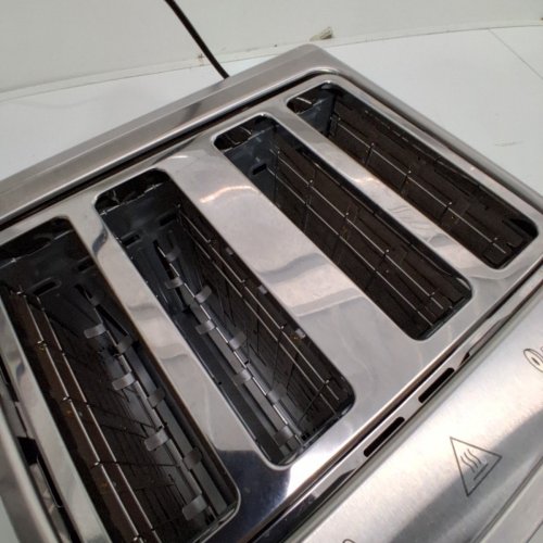 SALTON 4 SLICE TOUCHSCREEN TOASTER - 1800W - SILVER (MODEL1992872 / ET2179) image 4