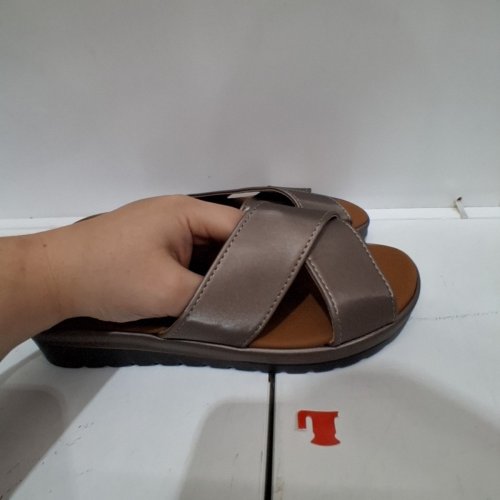 WOMENS CROSS STRAP SLIDE SANDALS - EU 38 - BROWN image 6