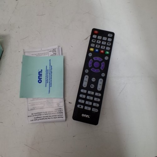 ONN. 4-DEVICE UNIVERSAL REMOTE CONTROL - COMPATIBLE WITH ALL MAJOR BRANDS - BLACK image 3