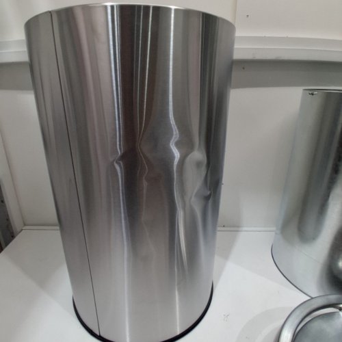 STAINLESS STEEL SWING DOOR ROUND TRASH CAN - 50L - STAINLESS STEEL (ITEM: PHK_34TTQ39P) image 3