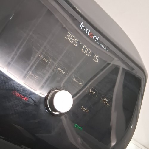 INSTANT 4-IN-1 VORTEX AIR FRYER -1700W - 6QT - BLACK (MODEL:VORTEX 6) image 2