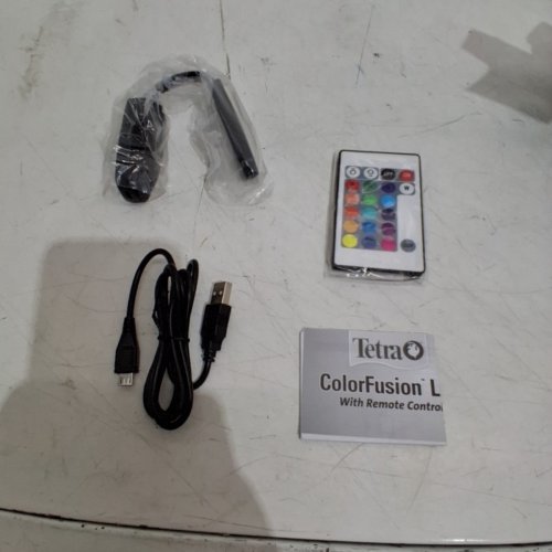TETRA COLORFUSION CUSTOM COLOUR-CHANGING LED AQUARIUM LIGHTING WITH REMOTE - 4 GALLON (MODEL: AQ-78360FL) image 2