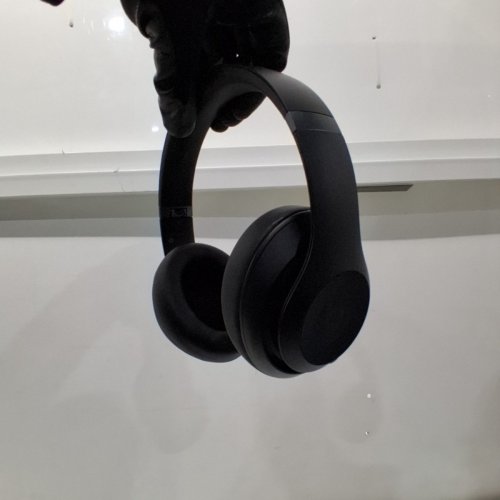 BEATS STUDIO PRO - WIRELESS BLUETOOTH NOISE CANCELLING HEADPHONES - BLACK (MODEL : STUDIOPRO) image 8