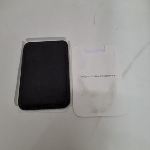APPLE FINEWOVEN WALLET WITH MAGSAFE - BLACK (MODEL: MA6W4ZM) image 2