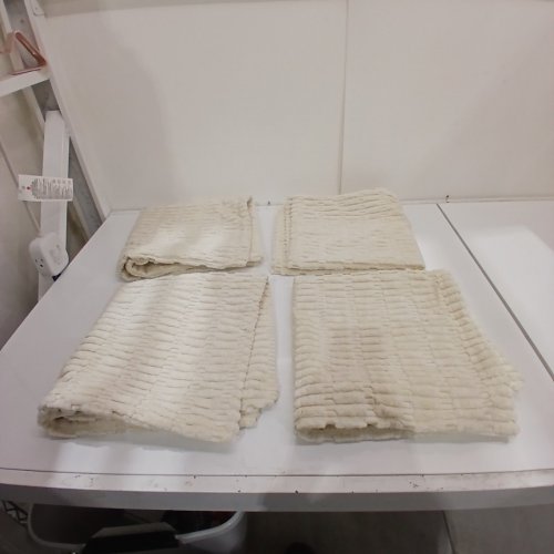 4PK MIULEE TEXTURED ULTRA SOFT ZIPPERED CHUSION COVERS - 24" X 24" - IVORY image 2