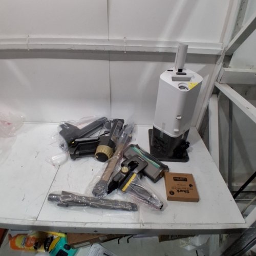 SHARK POWERDETECT CLEAN & EMPTY CORDLESS STICK VACUUM & AUTO-EMPTY SYSTEM - DARK GREY (MODEL: IP3253) image 3