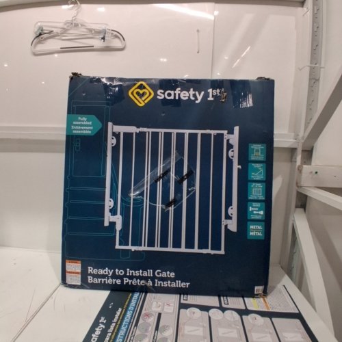 SAFETY 1ST READY TO INSTALL GATE - 29" - 42" X 30" - WHITE (MODEL: GA110CWHOF2) image 3