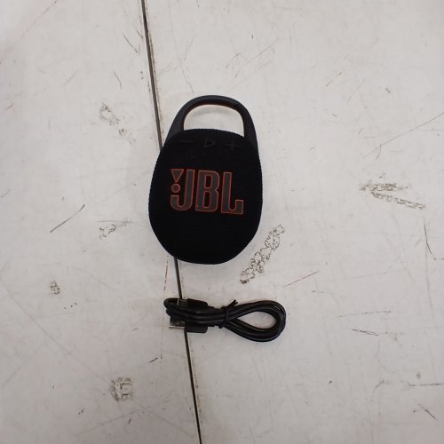 JBL CLIP 5 - ULTRA-PORTABLE WATERPROOF BLUETOOTH SPEAKER, V5.3 - BLACK (MODEL: JBLCLIP5BLKAM) image 4