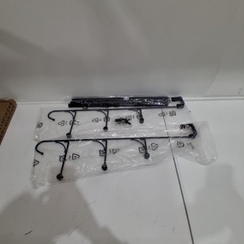 AMAZON BASICS OVER THE DOOR TOWEL RACK WITH HOOKS - 24" X 19" X 6" - BLACK image 2