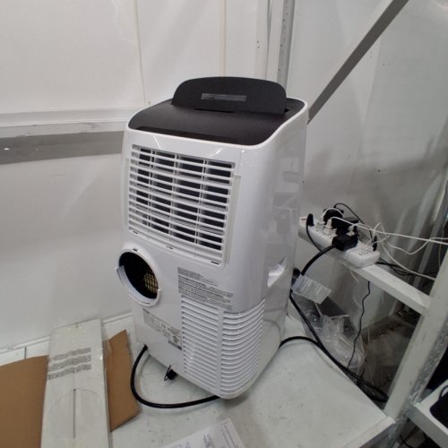 DELONGHI PORTABLE AIR CONDITIONER - 115 V - 11.7A - WHITE (MODEL: PAC EX390LVYN-6A WH) image 6