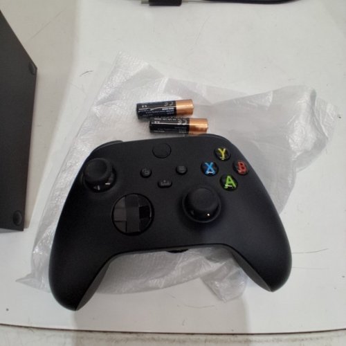 XBOX SERIES X - 4K 120FPS 1TB SSD GAME CONSOLE, BLACK image 4