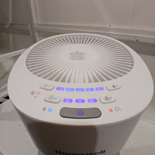 HONEYWELL TOP-FILL COOL MOISTURE TOWER HUMIDIFIER WITH SLIM DESIGN, VARIABLE OUTPUT CONTROL, AUTO SHUT-OFF - WHITE (MODEL: HEV615WCV1) image 2