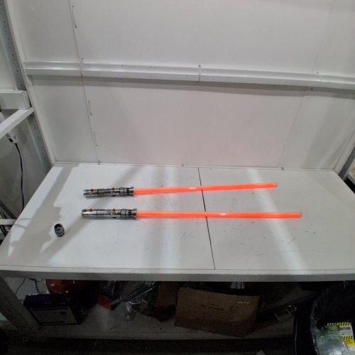 MASTER REPLICAS STAR WARS DARTH MAUL FORCE FX DOUBLE BLADED LIGHTSABER - SILVER/RED image 2