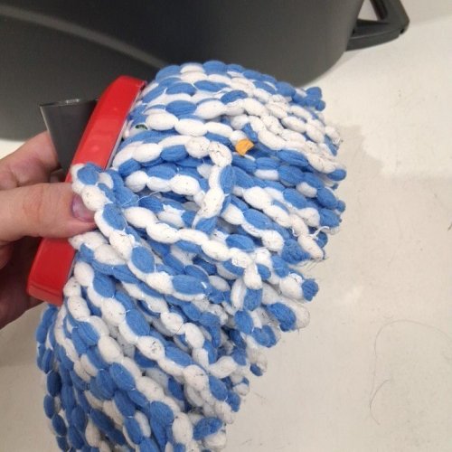 VILEDA EASYWRING RINSECLEAN SPIN MOP & BUCKET SYSTEM - GREY/BLUE image 4