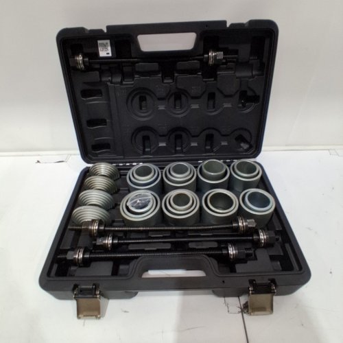28PC VEVOR PULL AND PRESS SLEEVE KIT BUSHING EXTRACTOR WITH CARRYING CASE (MODEL: XC6128A) image 2