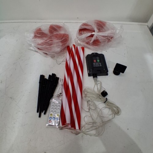 4PK TOVOTUM SOLAR POWERED CHRISTMAS PATHWAY LIGHTS - 21" - RED/WHITE image 3