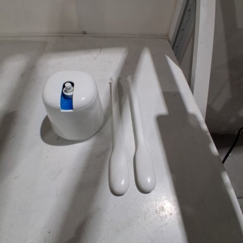 OXO SOFTWORKS TOILET BRUSH - WHITE/BLUE (MODEL: 22221300C) image 2