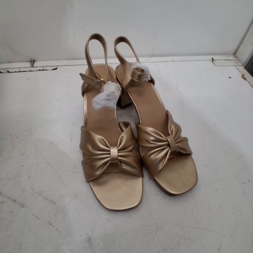 WOMEN'S SQUARE TOE LOW CHUNKY HEELS SANDALS WITH ANKLE STRAP - 6 - CHAMPAGNE image 6