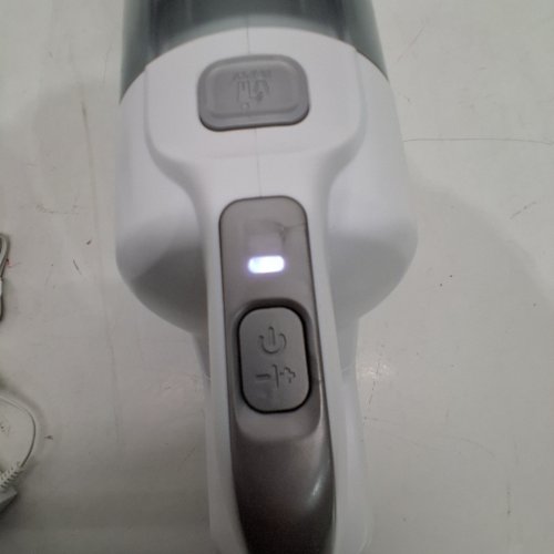 BLACK + DECKER POWERSERIES CORDLESS STICK/HAND MULTI-SURFACE VACUUM - WHITE (MODEL: BHFEA420J) image 2