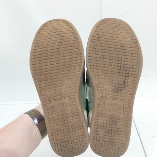 GIRLS MADDEN NYC LACE-UP SNEAKERS - SIZE 2 - GREEN/PINK/CREAM (STYLE: 62MNYCVERVEM26) image 3