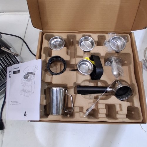 PHILIPS BARISTA BREW SEMI-AUTOMATIC ESPRESSO MACHINE WITH 58 MM PORTAFILTER, 15-BAR PUMP WITH SINGLE, DOUBLE & AMERICANO BUTTONS, 250 G BEAN CONTAINER, PREMIUM CALIBRATED TAMPER, STEAM WAND W/ 450 ML MILK JUG - STAINLESS STEEL (MODEL: PSA3218/01) image 5