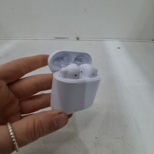 ONN WIRELESS IN-EAR EARPHONES WITH ENVIRONMENTAL NOISE CANCELLATION - 22 HOUR CHARGE - WHITE image 4