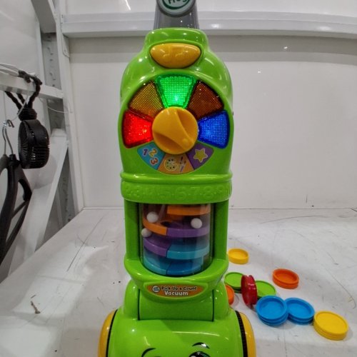 LEAP FROG PICK UP & COUNT VACUUM TOY WITH LIGHTS & SOUNDS - GREEN (MODEL: 6110) image 3