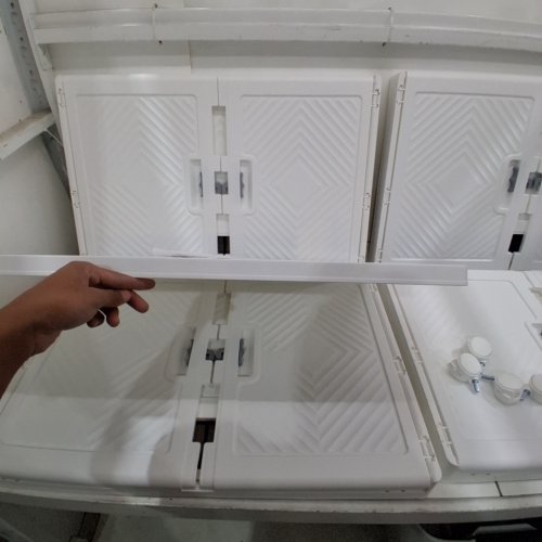 UAMFURI FOLDABLE STACKABLE STORAGE BINS WITH LID - 680L - WHITE (MODEL: JG-75-4-WHITE) image 5