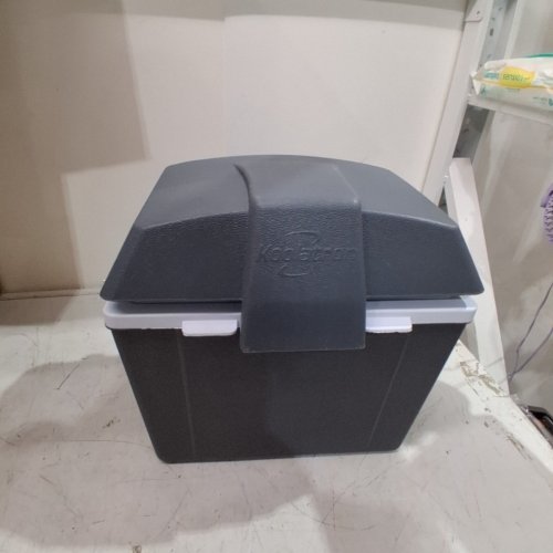 KOOLATRON PORTABLE ICELESS COOLER & WARMER - 12V - 9L - BLACK AND GRAY image 2