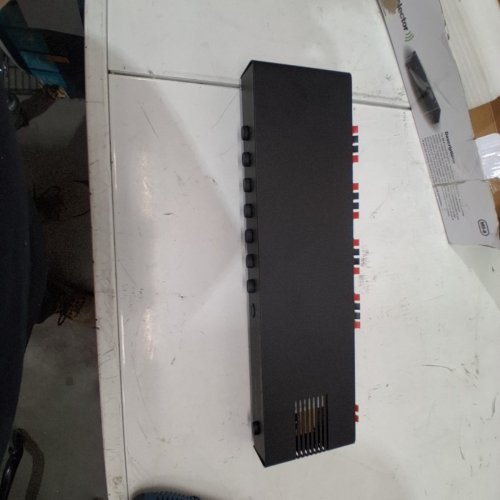 MONOPRICE 8-CHANNEL SPEAKER SELECTOR - WITH IMPEDANCE MATCHING PROTECTION, UP TO 200W PER CHANNEL - BLACK (MODEL: MS-8) image 2