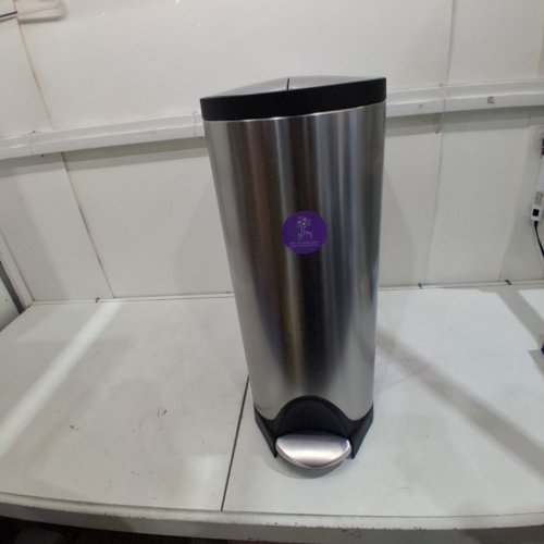 SIMPLEHUMAN DUAL COMPARTMENT RECYCLING STEP TRASH CAN WITH BUTTERFLY LID - 40L - SILVER - (MODEL: CW2017) image 6