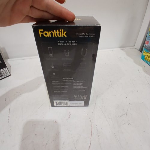 FANTTIK S200 APEX POWERFUL PORTABLE AIR PUMP AND TIRE INFLATOR WITH POWER BANK AND FLASHLIGHT - BLACK/YELLOW (MODEL: S200 APEX/ 2787419) image 3