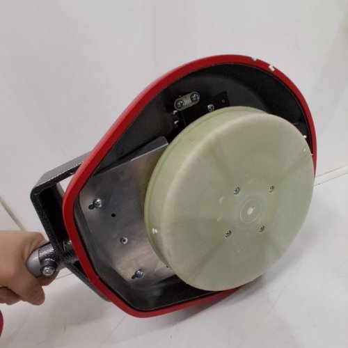 ORECK 550MC COMMERCIAL ORBITER FLOOR MACHINE WITH 13'' CLEANING PATH - 50FT CORD LENGTH - SILVER/RED (MODEL: ORB550MC) image 3