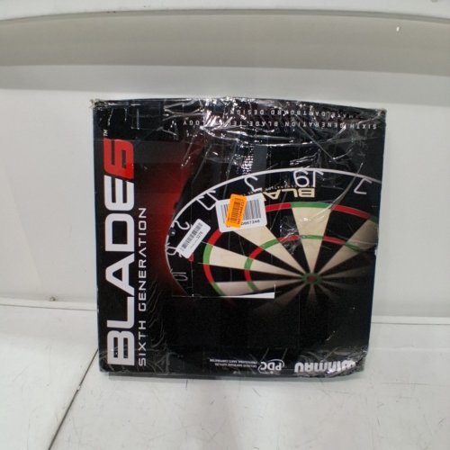 WINMAU SIXTH GEN BLADE 6 PROFESSIONAL BRISTLE DARTBOARD WITH ANGLED WIRE - BLACK/GREEN/RED (MODEL: 3033) image 3