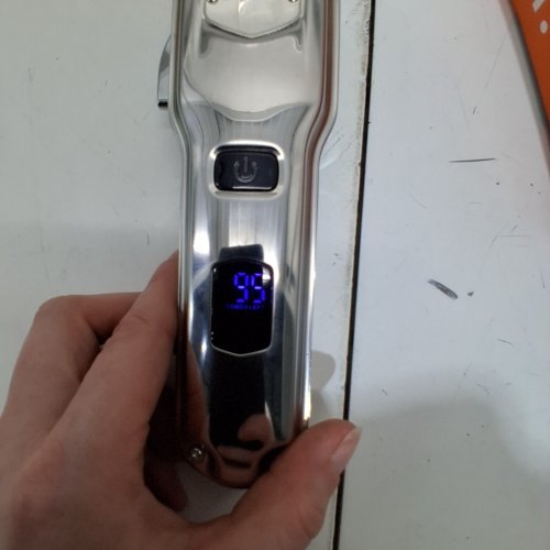ONEISALL PROFESSIONAL LOW NOISE DOG GROOMING TRIMMER WITH ACCESSORIES - SILVER (MODEL: RFC-676) image 2