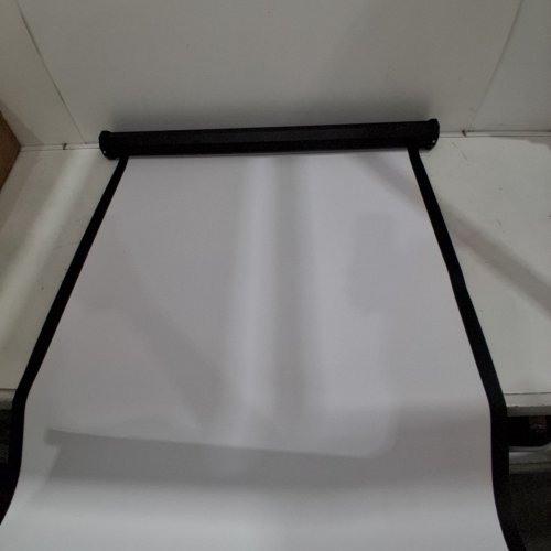 RETRACTABLE PULL DOWN WHITE SCREEN - 30.5" X 72" - WHITE/BLACK image 2