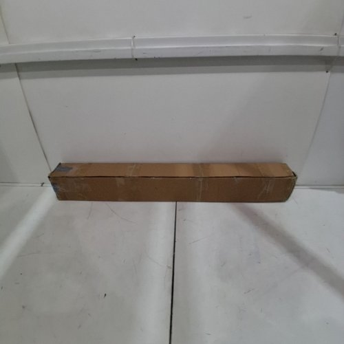 RETRACTABLE PULL DOWN WHITE SCREEN - 30.5" X 72" - WHITE/BLACK image 6