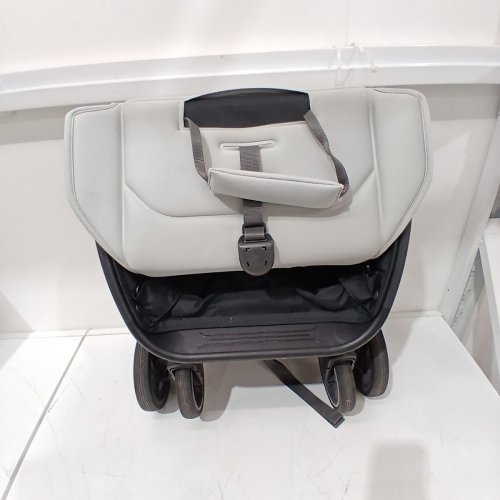 UPPABABY MINU V3 LIGHTWEIGHT + COMPACT DESIGN TRAVEL STROLLER - SAVANNAH / GREY (MODEL: 0803-MIN-NA-SAV) image 7