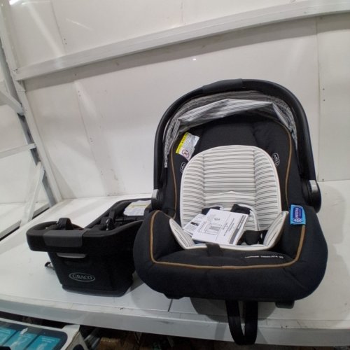 GRACO MODES PRAMETTE CAR SEAT WITH SNUGRIDE SNUGLOCK - BRITTON - BLACK/WHTIE STRIPE (MODEL:2112258) image 4