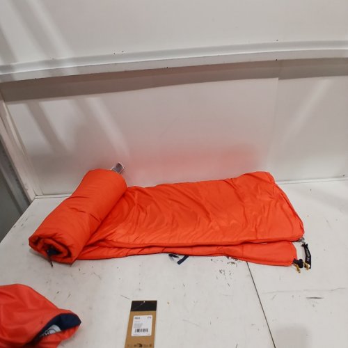THE NORTH FACE SLEEPING BAG - REGULAR - RETRO ORANGE (STYLE: NF0A81CTARP) image 3
