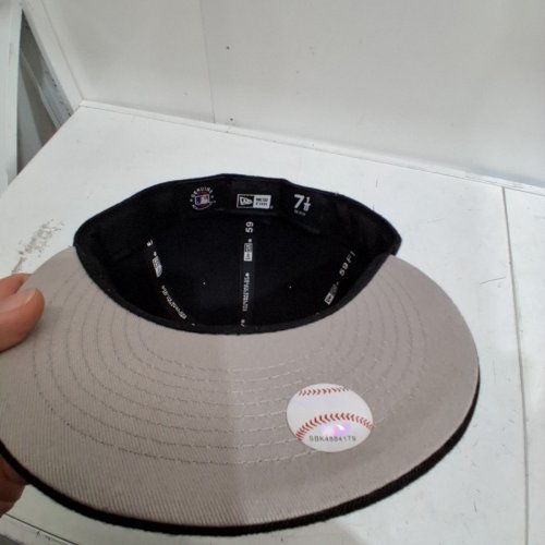 NEW ERA 59 FIFTY MLB TORONTO BLUE JAYS CAP - 7 1/8 - BLACK image 4