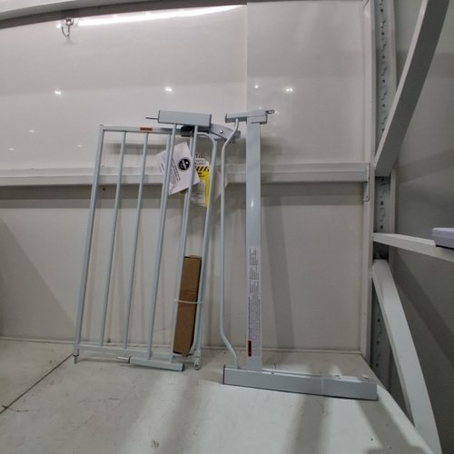 REGALO EASY STEP SAFETY GATE - 29"- 38.5" - WHITE - (MODEL- 1160-DS) image 2